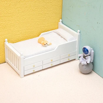 1:12 בית בובות מיניאטורי מיטה לבנה האירופי מיטת יחיד עם מגירה ריהוט חדר שינה דגם עיצוב צעצוע בית בובות אביזרים