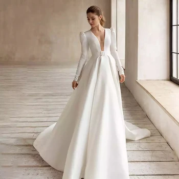 עם שרוולים ארוכים שמלות כלה 2021 עמוק V-צוואר סאטן באורך רצפת אלגנטי שנהב שמלת כלה עם חגורה כפתור רוכסן בהזמנה אישית