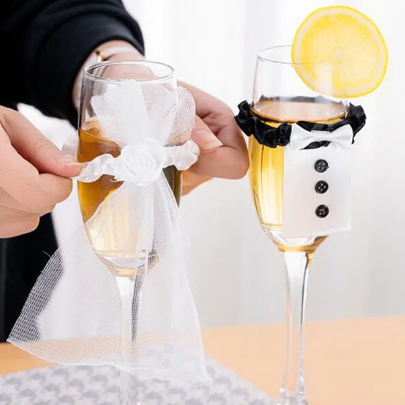 2PCS/ זוג חתונה קישוט נישואי החתן והכלה כוסות יין כוסות שמפניה כוס מסיבת השנה החדשה קישוטים מתנות - 1