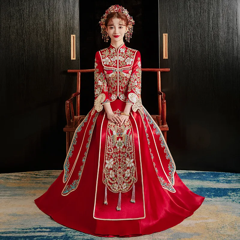 רטרו בסגנון סיני סאטן אדום פייטים חרוזים שמלת חתונה מסורתית Cheongsam כלה וינטג רשמית צ ' יפאו - 1