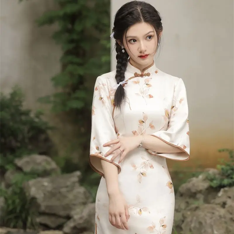 2023 חדש בסגנון סיני סתיו חצי שרוול זמש הדפסה באיכות גבוהה אלגנטי אמצע אורך אופנה סלים שמלה נמוך שסף שיפור צ ' יפאו - 2
