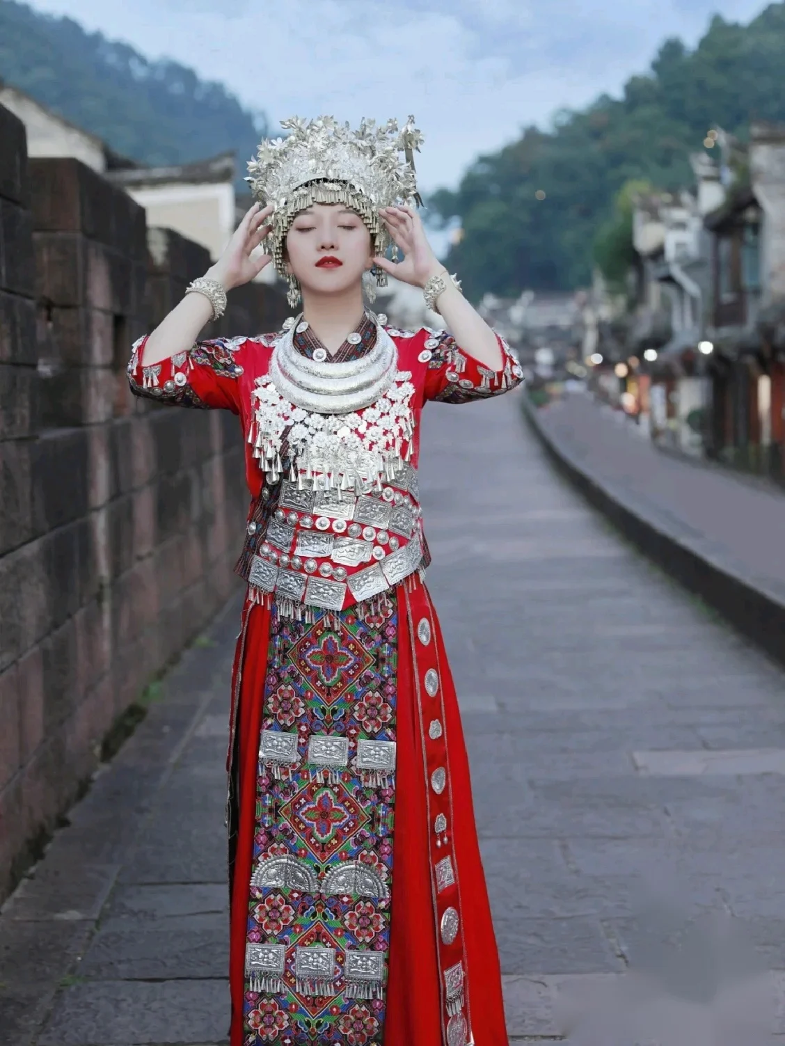 מיאו תחפושת של נשים חליפת חתונת כלה תלבושות במה ביצועים ללבוש. - 3