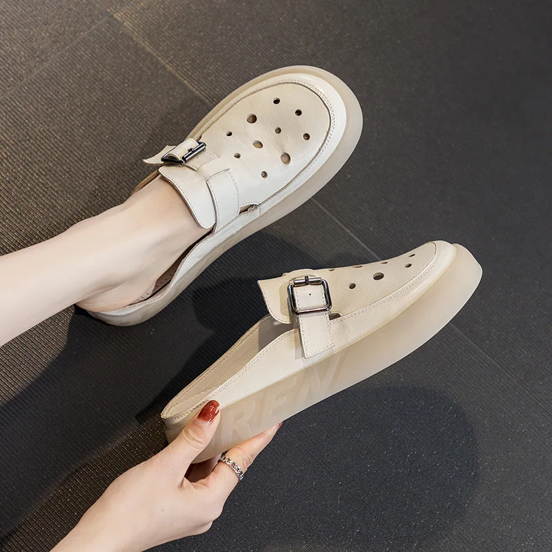 סנדלים של נשים 2023 הראשון החדש שכבת עור פרה שטוח אופנה הקיץ תכליתי למחצה תמיכה נעליים ללבוש העמודים נעלי החוף - 3