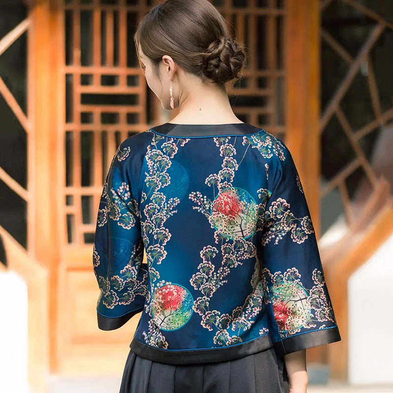 Cheongsam לנשים בתוספת גודל צמרות 2023 קיץ משי אמיתי טביעות החדרת O-צוואר מסורת סינית בסגנון רזה צ ' יפאו חולצות אישה - 4