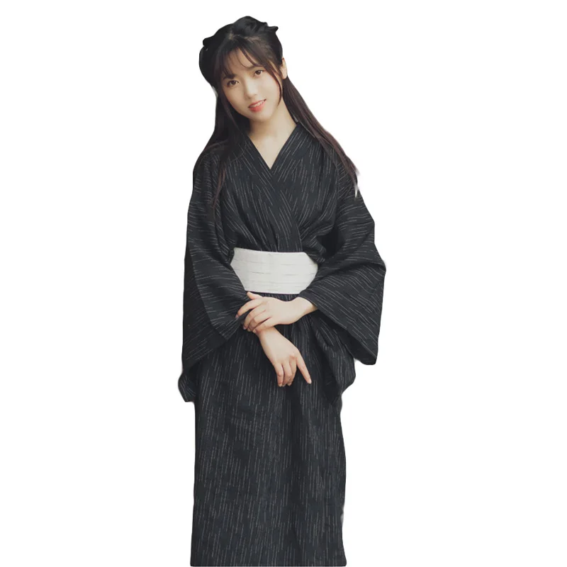 אופנה יפנית בקימונו נשים מסורתיות יאקאטה רחצה החגורה גיישה סמוראי תרבות אופנת רחוב לבצע פוטושוט קרנבל - 5