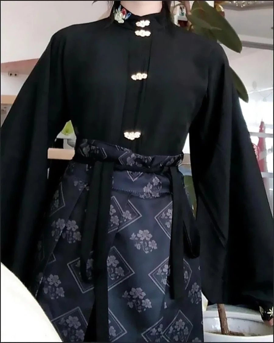 חדש ומשופר של שושלת מינג Hanfu החליפה חולצה עם שרוולים ארוכים בסגנון סיני Traitional בציר קפלים החצאית, אדום, כחול, שחור - 5